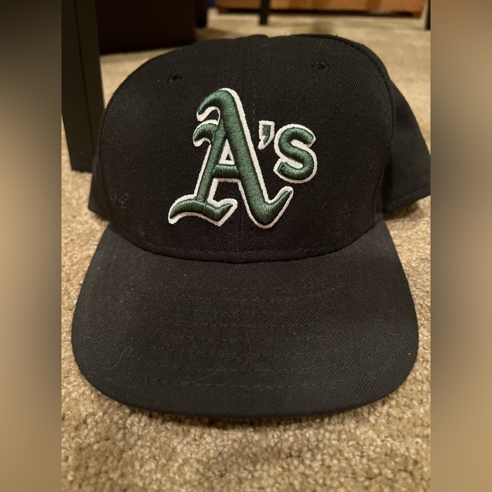 New Era A’s Hat. Pre-Owned, Like New. 7 1/4